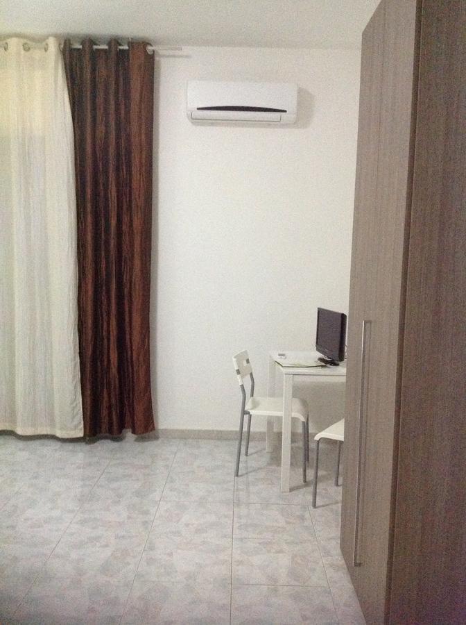 Appartahotelpuglia Gruppo Albergo Lamanna Taranto Esterno foto